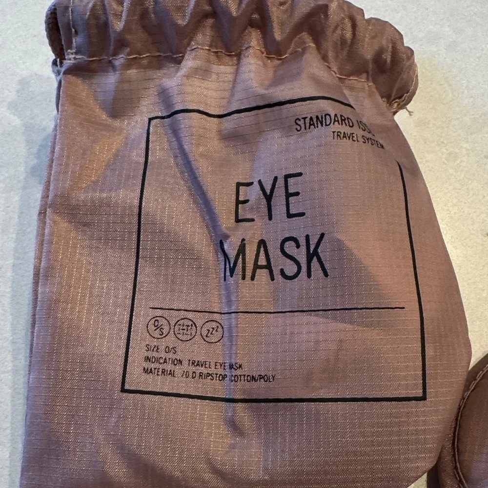 Herschel Brown eye  Mask new with storage case.